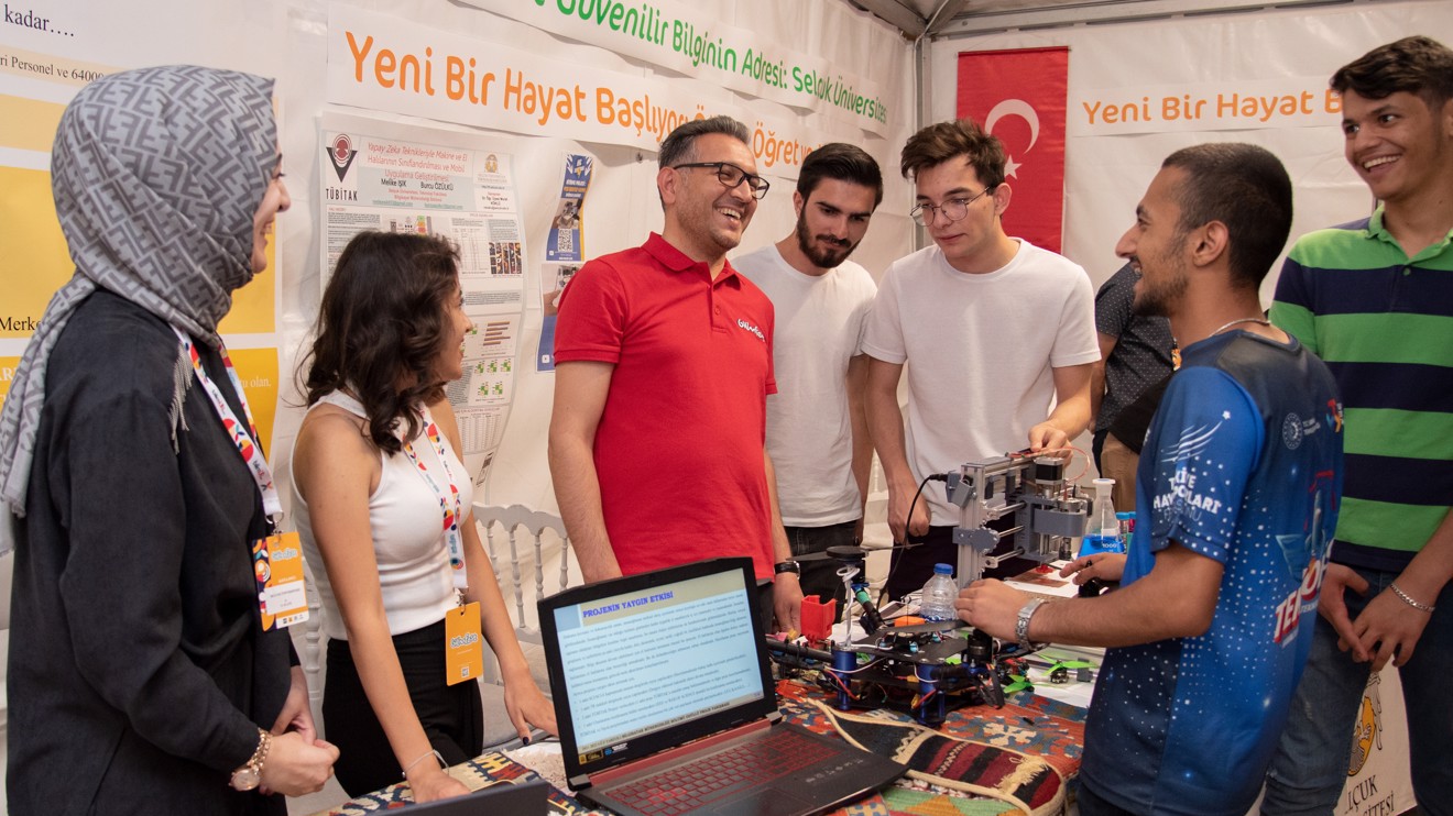 Rektör Aksoy, 9’uncu Konya Bilim Festivali’nin açılış törenine katıldı